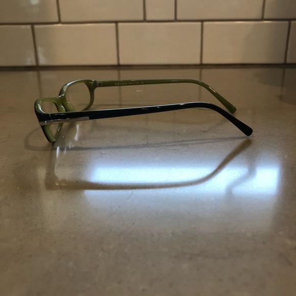 Prada Designer frames comes with case - Picture 4 of 7